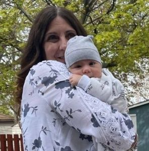 Meet your Posher, Antonia